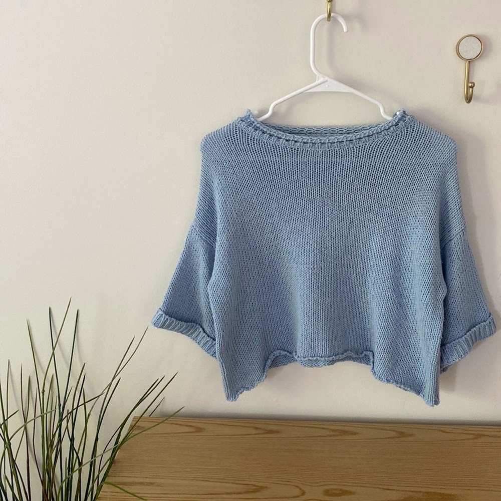 Cropped Sweater with Elbow-Length Sleeves